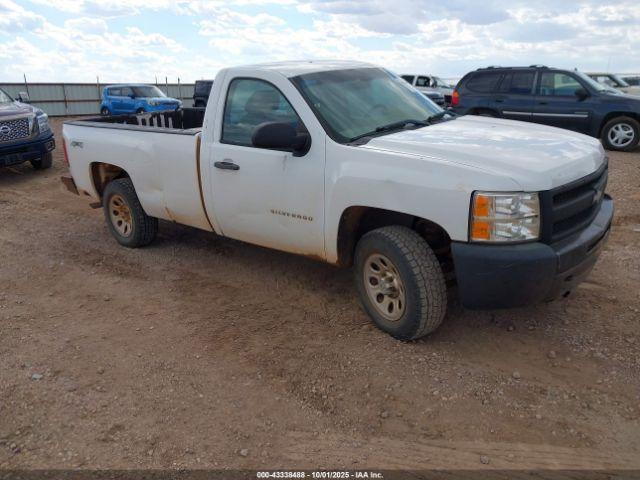  Salvage Chevrolet Silverado 1500
