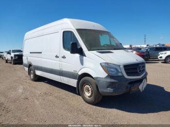  Salvage Mercedes-Benz Sprinter 2500