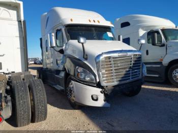  Salvage Freightliner Cascadia 125