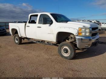 Salvage Chevrolet Silverado 2500