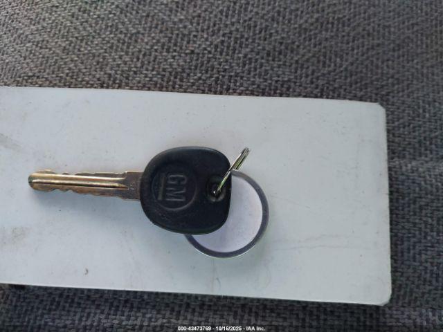 Chevrolet Express Work Van Image 11