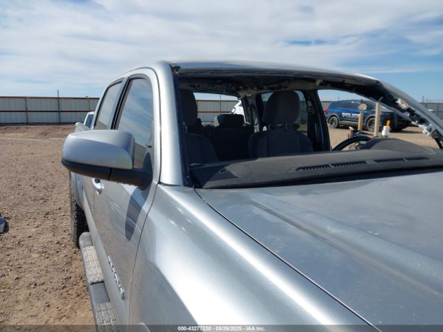 Toyota Tacoma Sr5 Image 4