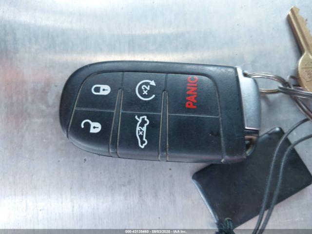 Dodge Charger Image 4