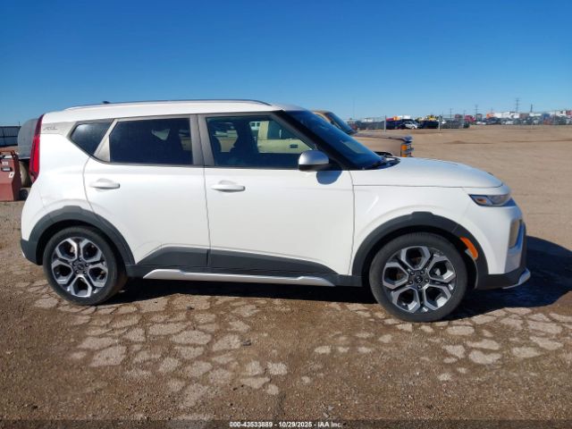Kia Soul X-line Image 13