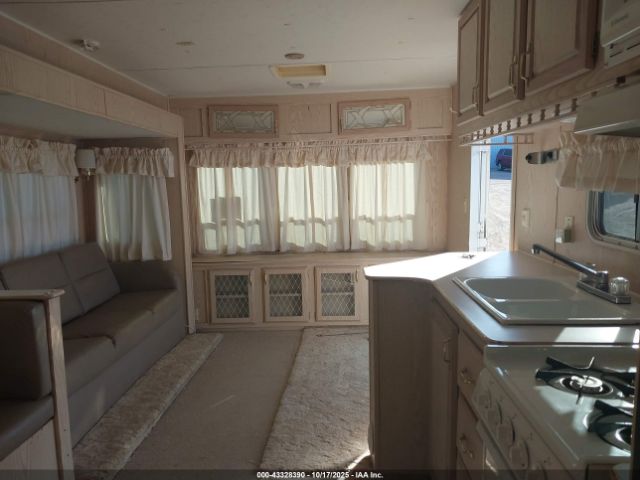 Franklin 33  Bumper Pulll Travel T Image 3