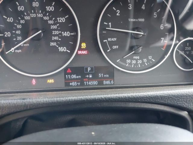 BMW 3 Series Image 8