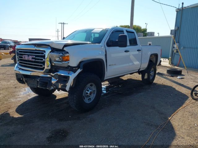 GMC Sierra 2500 Image 2