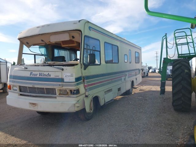 Chevrolet P30 Image 6