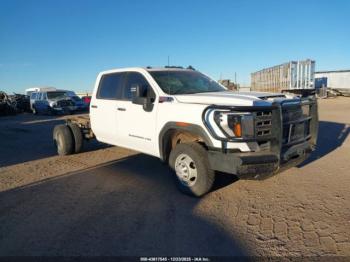  Salvage General Motors Sierra 3500HD