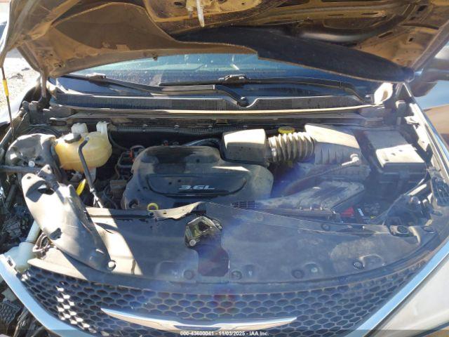 Chrysler Pacifica Touring-l Image 10