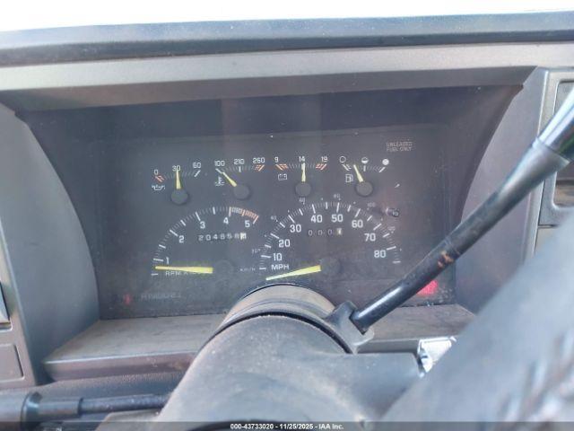 Chevrolet Gmt C1500 Image 16