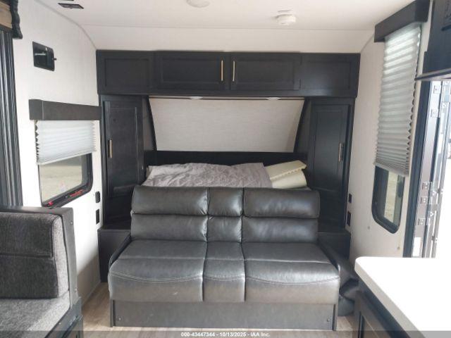 Forest River Wolfpup 16pf Image 2