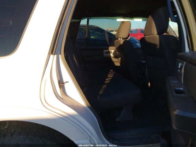 Ford Expedition Xlt Image 2