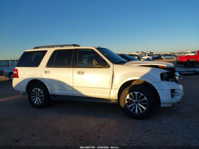 Ford Expedition Xlt Image 10