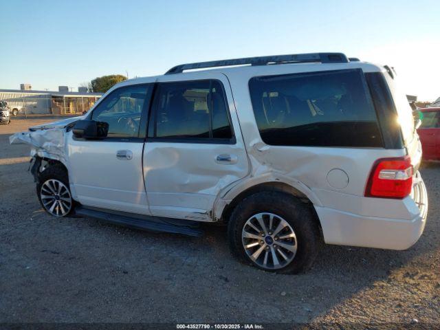 Ford Expedition Xlt Image 8