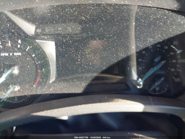 Ford Expedition Xlt Image 9