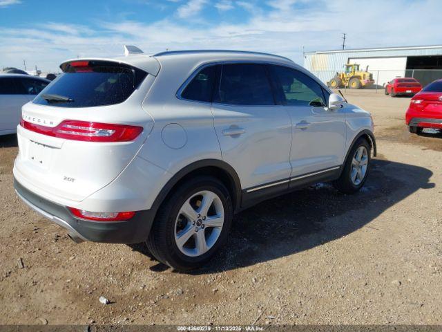Lincoln MKC Premiere Image 12