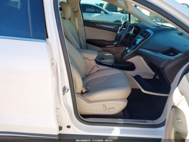 Lincoln MKC Premiere Image 4