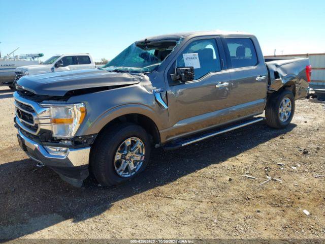 Ford F-150 Xlt Image 13