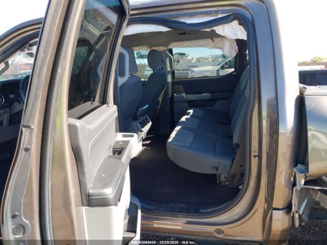 Ford F-150 Xlt Image 5