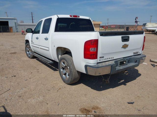 Chevrolet Silverado 1500 Lt Image 2
