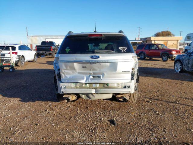 Ford Explorer Xlt Image 6