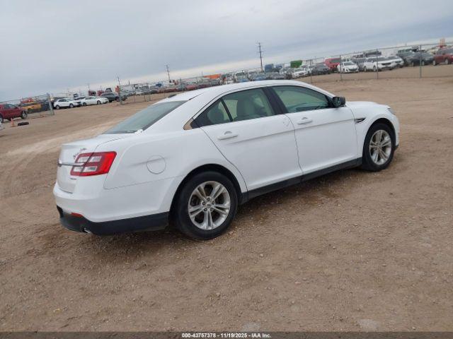 Ford Taurus Se Image 4