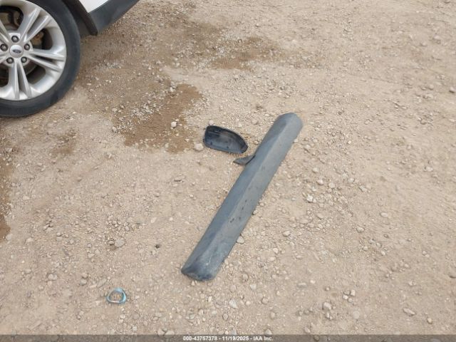 Ford Taurus Se Image 11