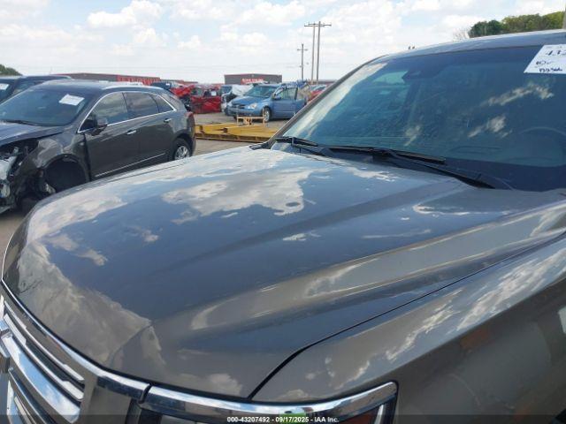 Chevrolet Tahoe Ltz Image 6