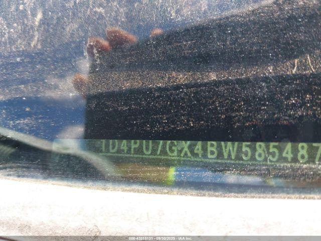 Dodge Nitro Shock Image 2