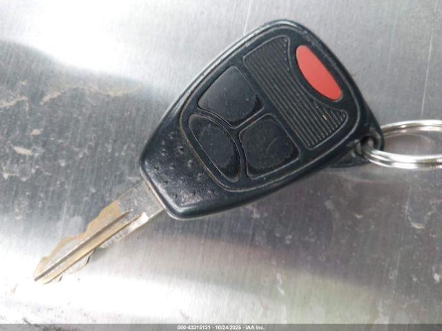 Dodge Nitro Shock Image 11