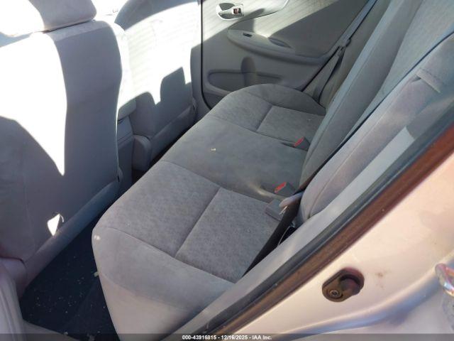 Toyota Corolla Le Image 3