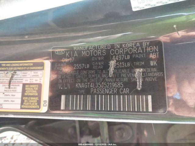 Kia Optima Lx Image 9