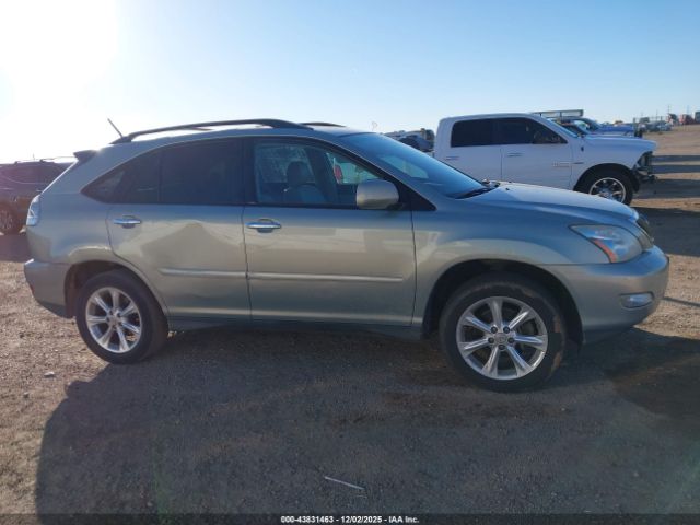 Lexus RX Image 16