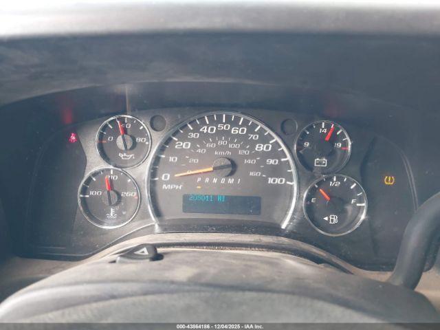 GMC Savana Work Van Image 13