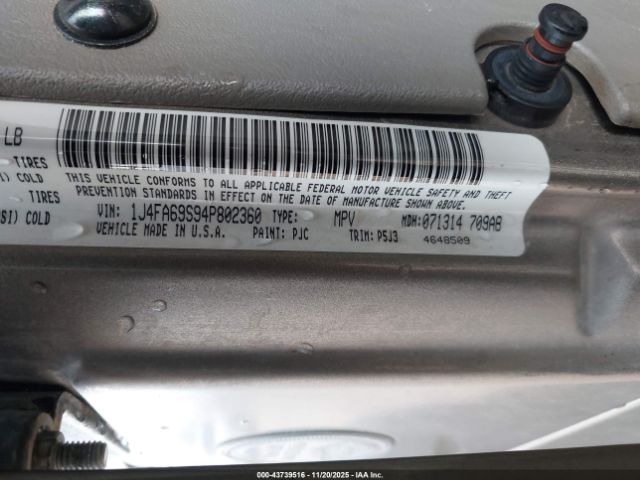 Jeep Wrangler Rubicon Image 5