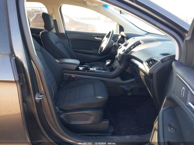 Ford Edge Se Image 2