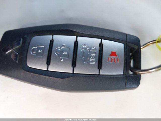 Mitsubishi Outlander Image 7