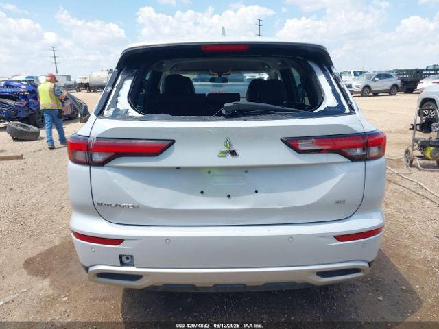 Mitsubishi Outlander Image 9