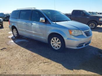  Salvage Chrysler Town & Country