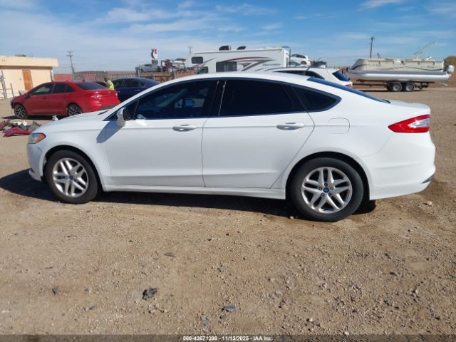 Ford Fusion Se Image 10