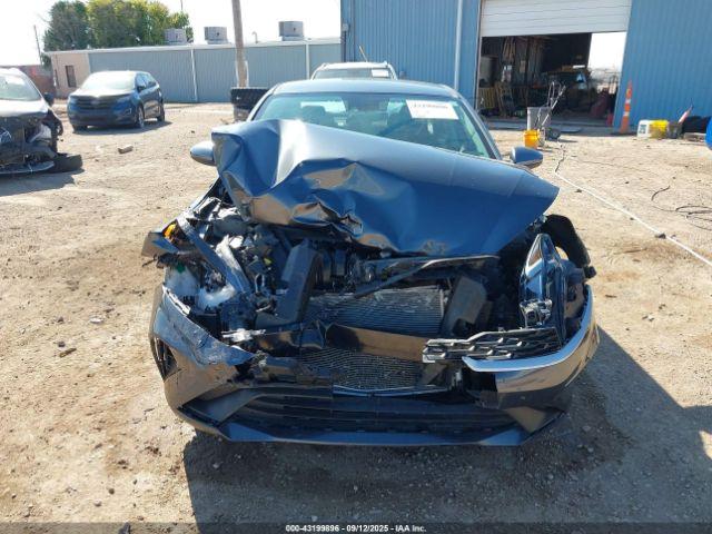 Kia Forte Lxs Image 16