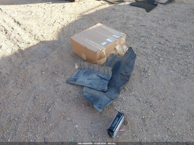 Chrysler 200 Limited Image 6