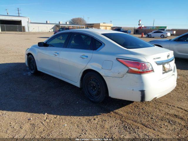 Nissan Altima 2.5 S Image 3