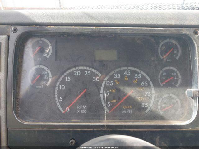 Freightliner Medium Conventional Fl70 Image 8