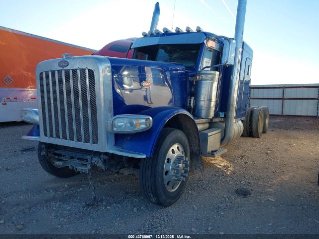 Peterbilt 389 Image 6