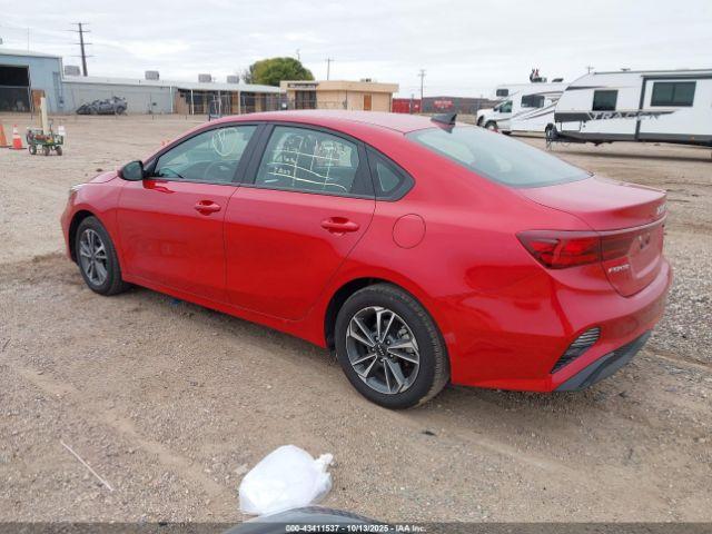 Kia Forte Lxs Image 4