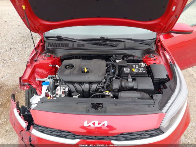 Kia Forte Lxs Image 9