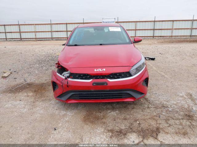 Kia Forte Lxs Image 12