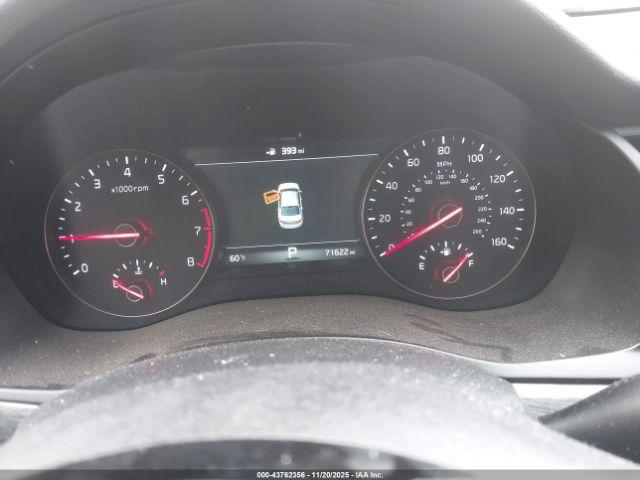 Kia Cadenza Limited Image 8